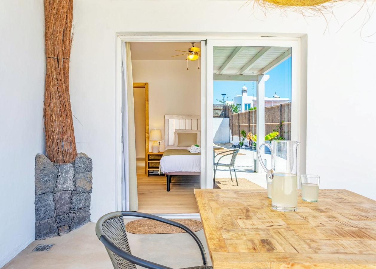 Boutique Beach Villa By Lanzarote Retreats - Private Pool - 1 Min Walk To Sea Pool ชาร์โก เดล ปาโล ภายนอก รูปภาพ